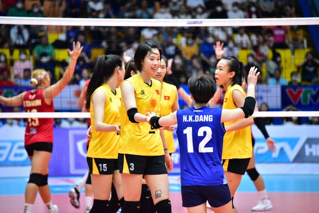 Ngược dòng ngoạn mục trước Thái Lan, Việt Nam vô địch giải bóng chuyền các CLB nữ châu Á