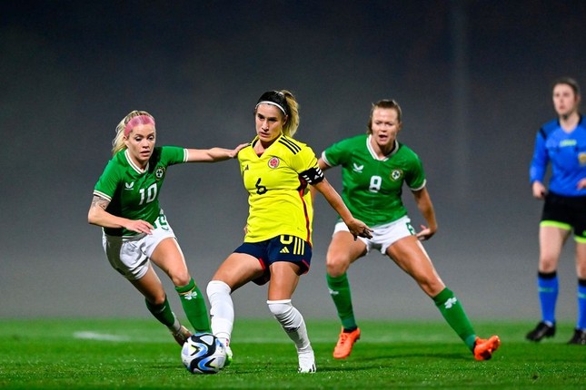 Trận đấu giao hữu giữa 2 đội bóng dự World Cup nữ bị hủy sau 20 phút