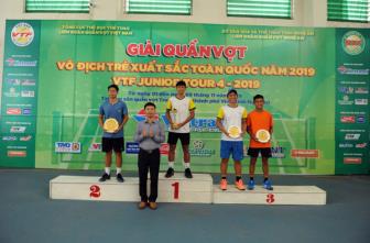 Tất Thái Nguyên và Phan Diễm Quỳnh vô địch đơn nam nữ U18